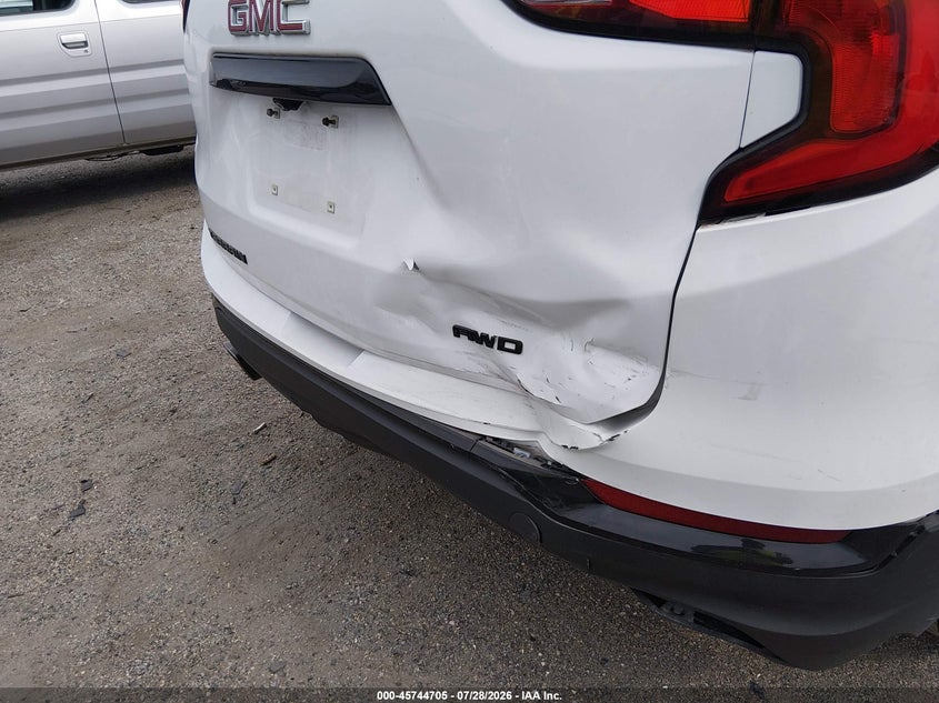 2020 Gmc Terrain VIN 3GKALVEX0LL304584 IAAI salvage auction — REAR END, Salvage Title, sold $4,750 on 2026-10-04 (photo 6)