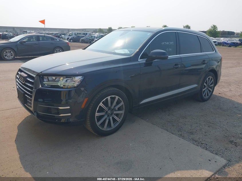 2017 Audi Q7 VIN WA1VAAF79HD015799 IAAI salvage auction — RIGHT FRONT, Salvage Title, sold $7,400 on 2026-08-27 (photo 2)