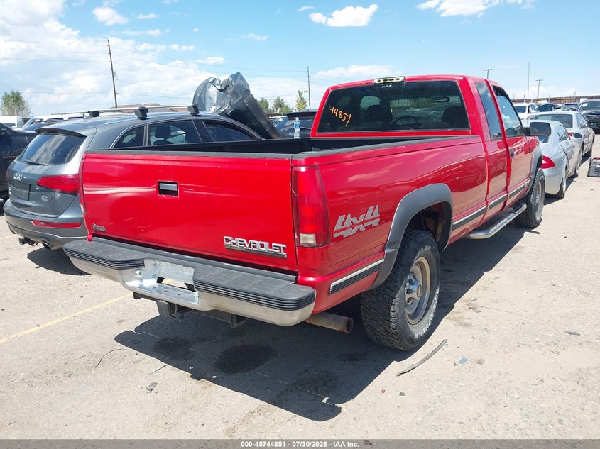 1998 Chevrolet C/k 2500 VIN 1GCGK29J0WE241410 IAAI salvage auction — NORMAL WEAR, Clear (Colorado), sold $1,550 on 2026-08-25 (photo 4)