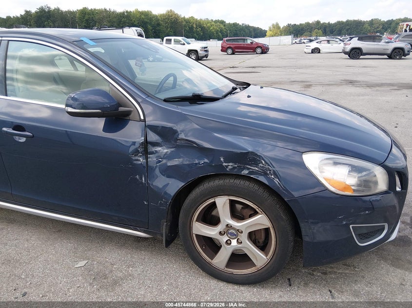 2012 Volvo S60 VIN YV1622FS2C2099271 IAAI salvage auction — RIGHT SIDE, Salvage (Indiana), sold $600 on 2026-08-20 (photo 6)