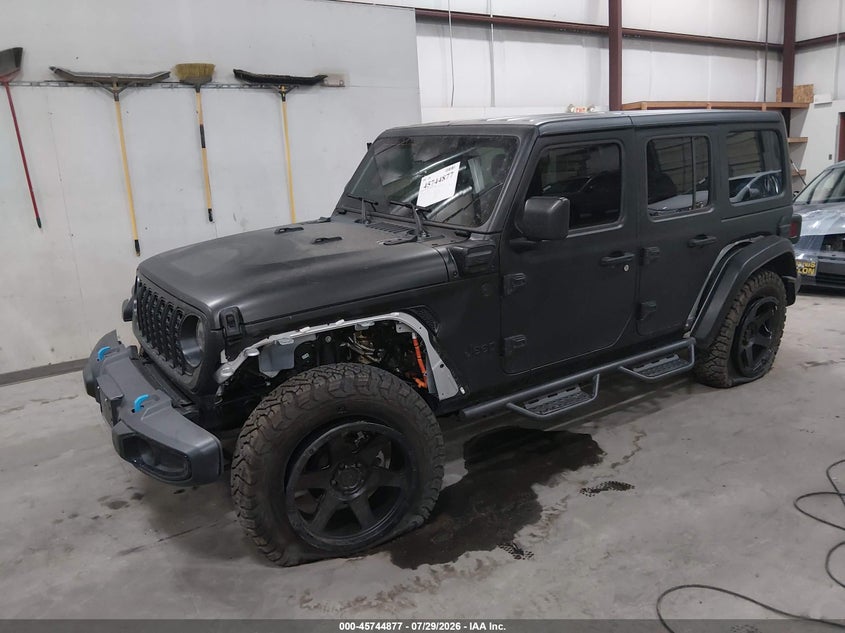 2024 Jeep Grand wagoneer VIN 1C4RJXN66RW199236 IAAI salvage auction — LEFT FRONT, Salvage (Idaho), sold $13,400 on 2026-08-19 (photo 2)