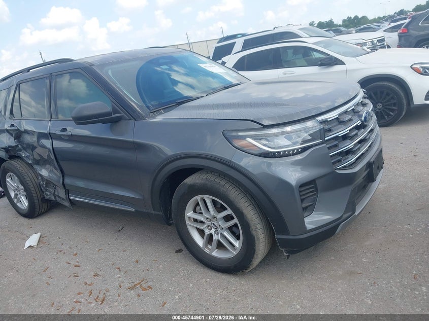 2025 Ford Explorer VIN 1FMUK7DH8SGA67133 — IAAI salvage auction photo
