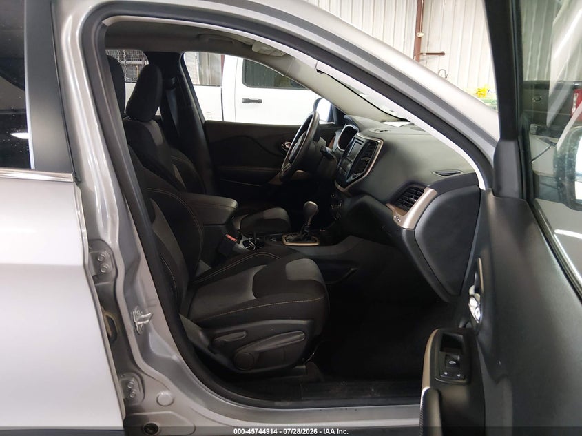 2018 Jeep Cherokee VIN 1C4PJMCB8JD528427 IAAI salvage auction — NORMAL WEAR, Sf97 (Colorado), sold $7,200 on 2026-09-16 (photo 5)