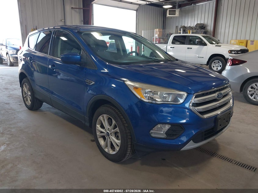 2017 Ford Escape VIN 1FMCU9GD8HUE18594 — IAAI salvage auction photo
