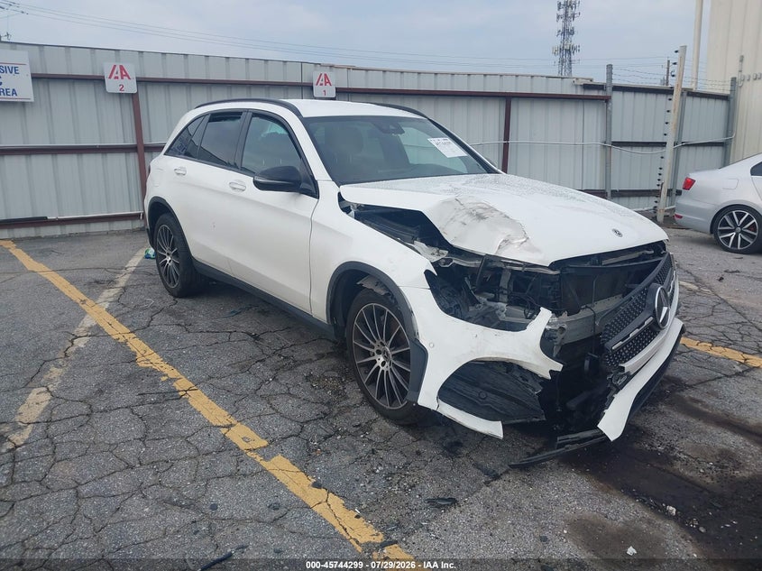 2022 Mercedes-benz Glc VIN W1N0G8DB0NG108437 — IAAI salvage auction photo