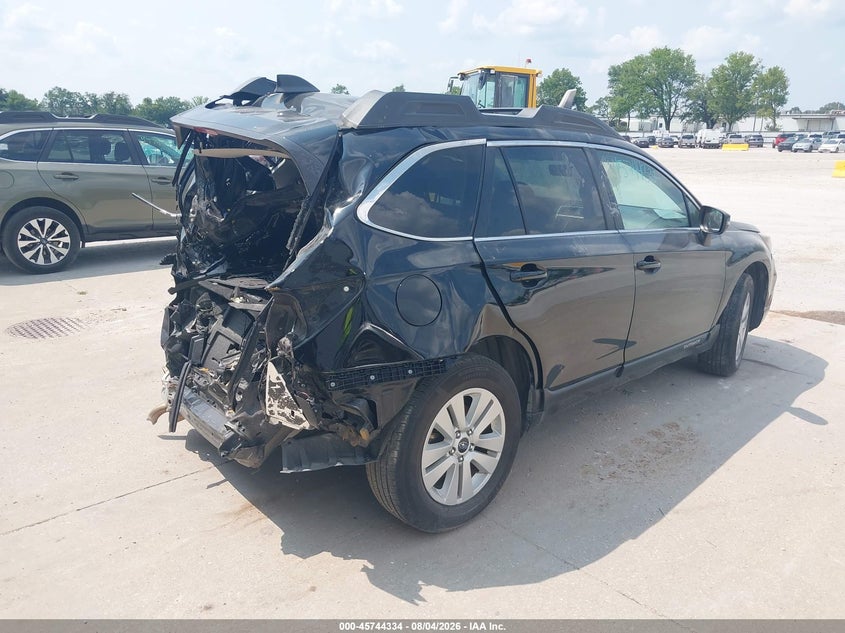 2019 Subaru Outback VIN 4S4BSAFC9K3336656 IAAI salvage auction — REAR END, Salvage Title, sold $1,575 on 2026-09-04 (photo 4)