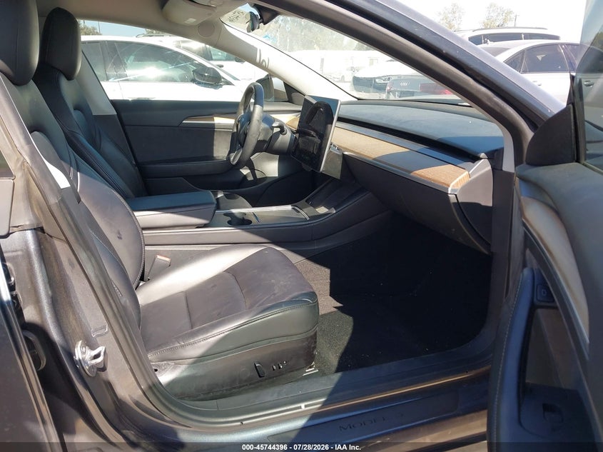 2022 Tesla Model 3 VIN 5YJ3E1EA4NF360662 IAAI salvage auction — FRONT END, Salvage Title, sold $5,700 on 2026-09-09 (photo 5)