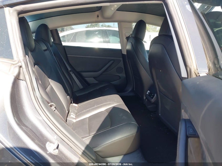 2022 Tesla Model 3 VIN 5YJ3E1EA4NF360662 IAAI salvage auction — FRONT END, Salvage Title, sold $5,700 on 2026-09-09 (photo 8)