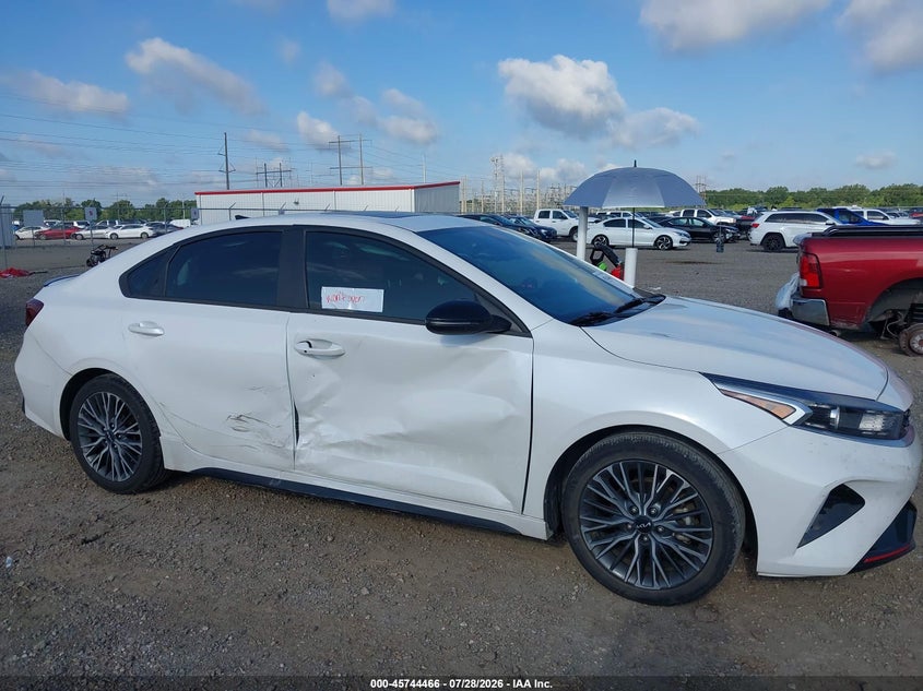 2023 Kia Forte VIN 3KPF54ADXPE619971 IAAI salvage auction — SIDE, Salvage (Louisiana), sold $7,300 on 2026-08-19 (photo 6)