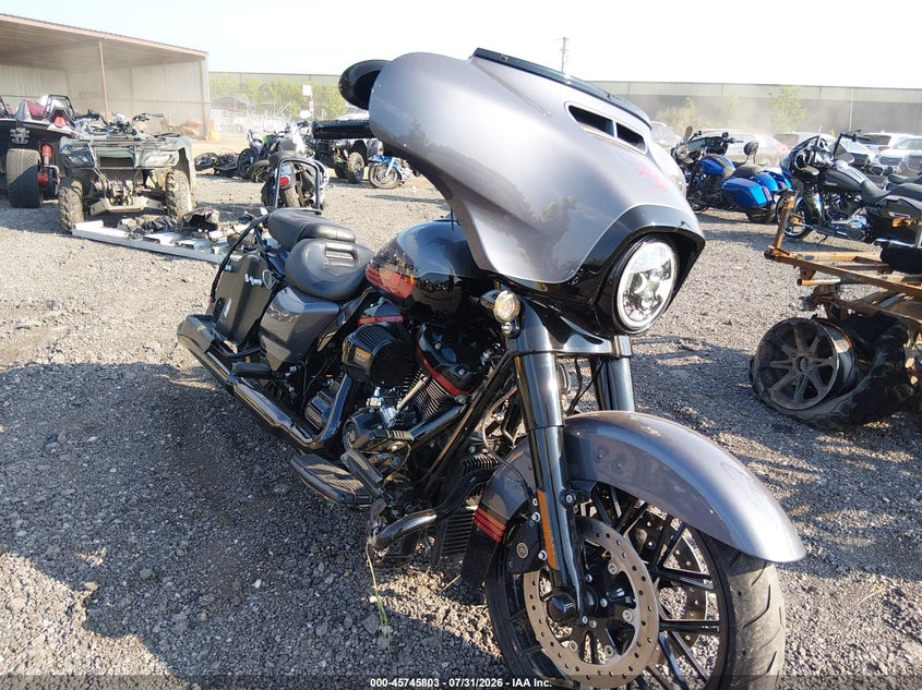 2020 Harley-davidson Street glide VIN 1HD1PXL11LB956818 — IAAI salvage auction photo