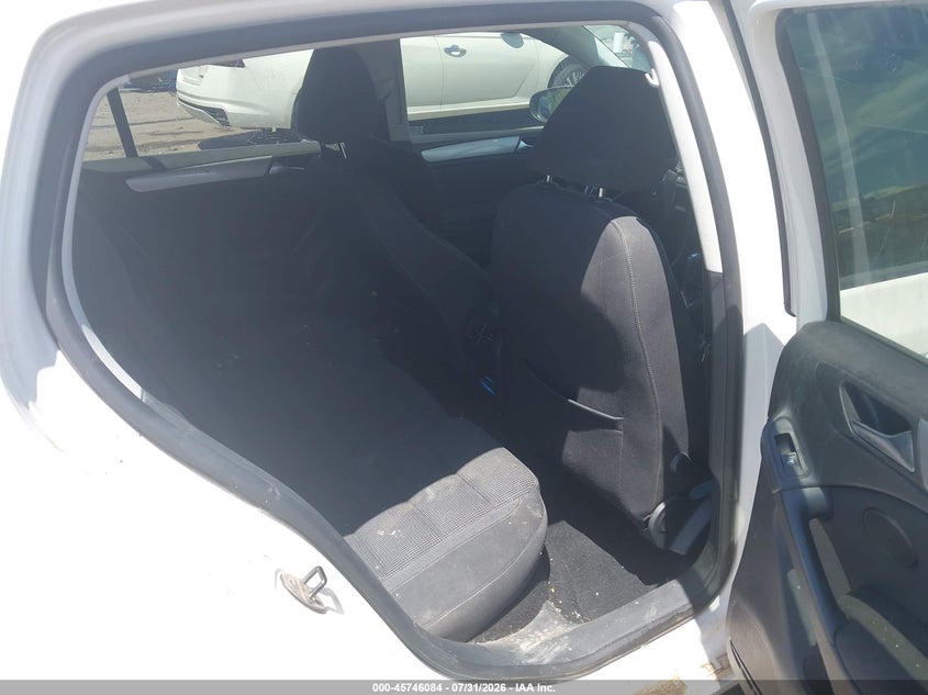 2011 Volkswagen Golf VIN WVWDM7AJ5BW149333 IAAI salvage auction — NORMAL WEAR, Clear (New Mexico), sold $225 on 2026-08-10 (photo 8)