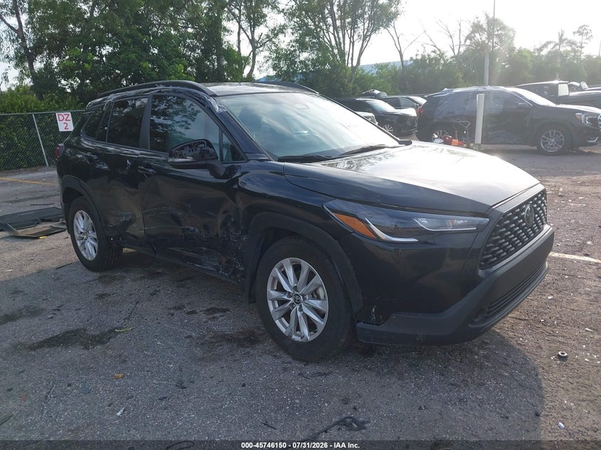 2024 Toyota Corolla cross VIN 7MUCAAAG5RV107766 IAAI salvage auction — SIDE, Salvage Title, sold $7,750 on 2026-08-24 (photo 1)