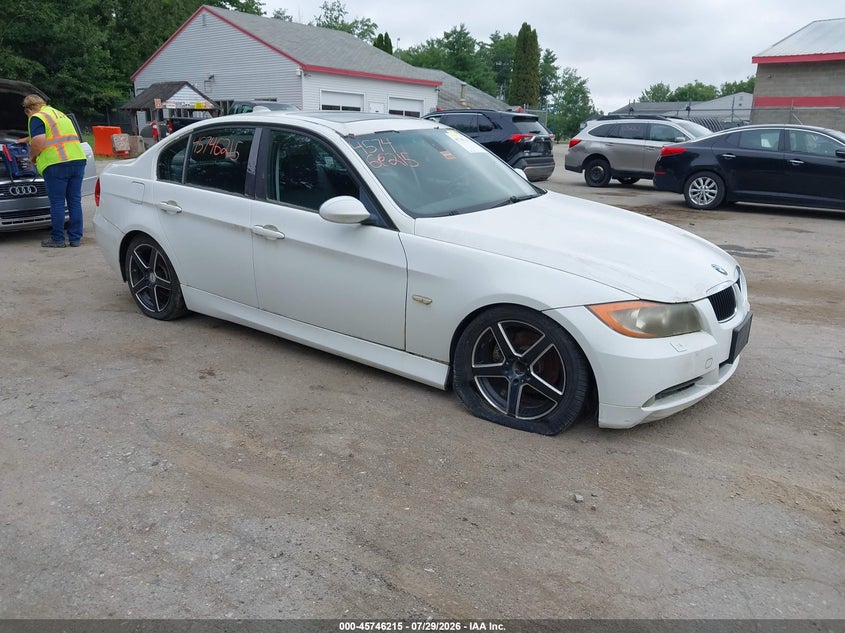 2006 BMW 3 series VIN WBAVD13576KV05194 IAAI salvage auction — NORMAL WEAR, Original (Maine), sold $300 on 2026-08-03 (photo 1)