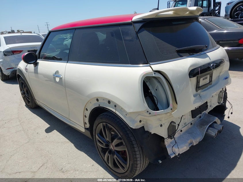 2021 Mini Hard top VIN WMWXR9C04M2P16377 IAAI salvage auction — REAR END, Wait Title, sold $6,700 on 2026-08-15 (photo 3)