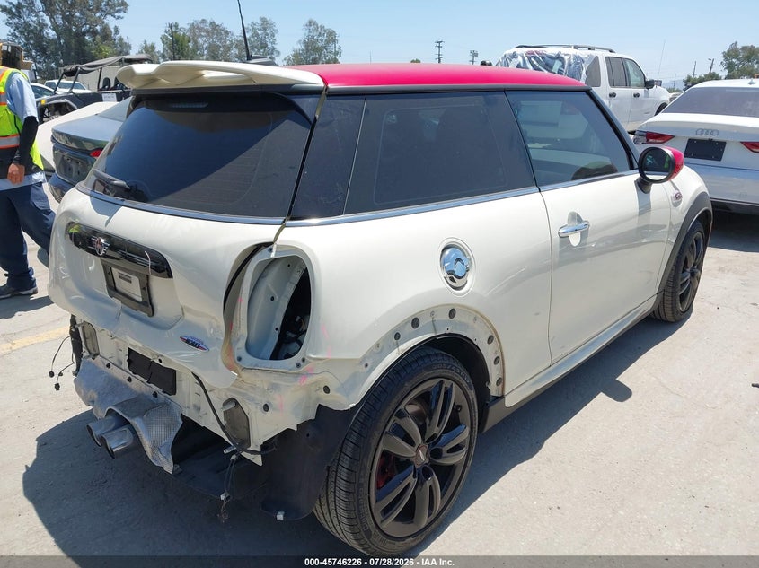 2021 Mini Hard top VIN WMWXR9C04M2P16377 IAAI salvage auction — REAR END, Wait Title, sold $6,700 on 2026-08-15 (photo 4)
