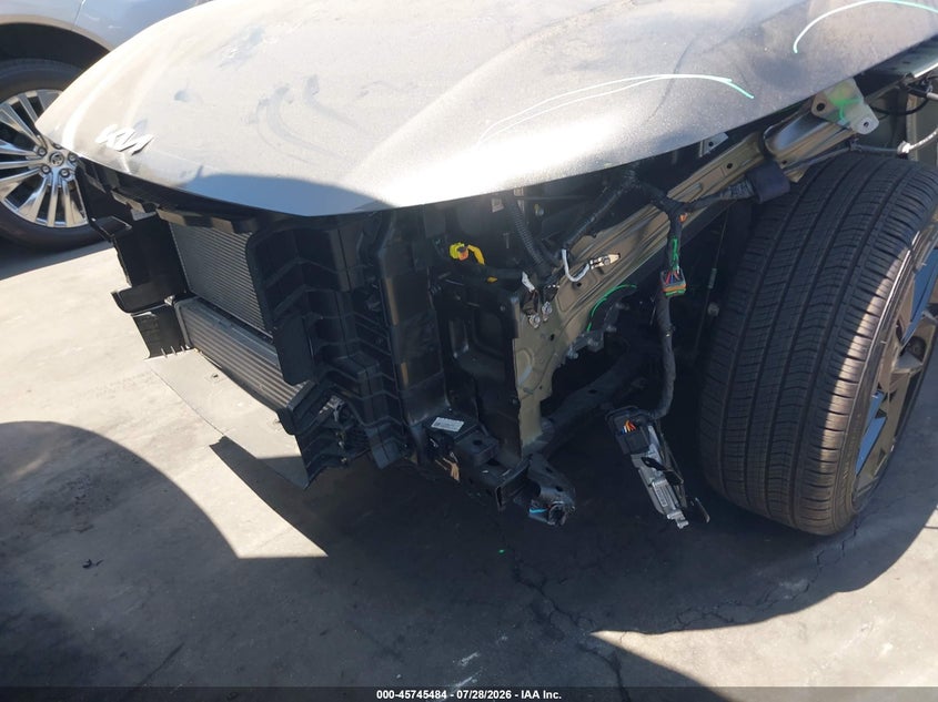 2026 Kia K4 VIN 3KPFW4DC0TE264383 IAAI salvage auction — FRONT END, Wait Title, sold $8,700 on 2026-08-19 (photo 6)