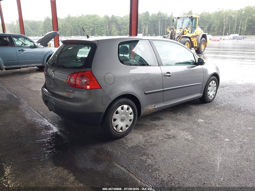 2009 Volkswagen Rabbit VIN WVWBB71K49W010147 IAAI salvage auction — NORMAL WEAR, Clear (New York), sold $400 on 2026-08-06 (photo 4)