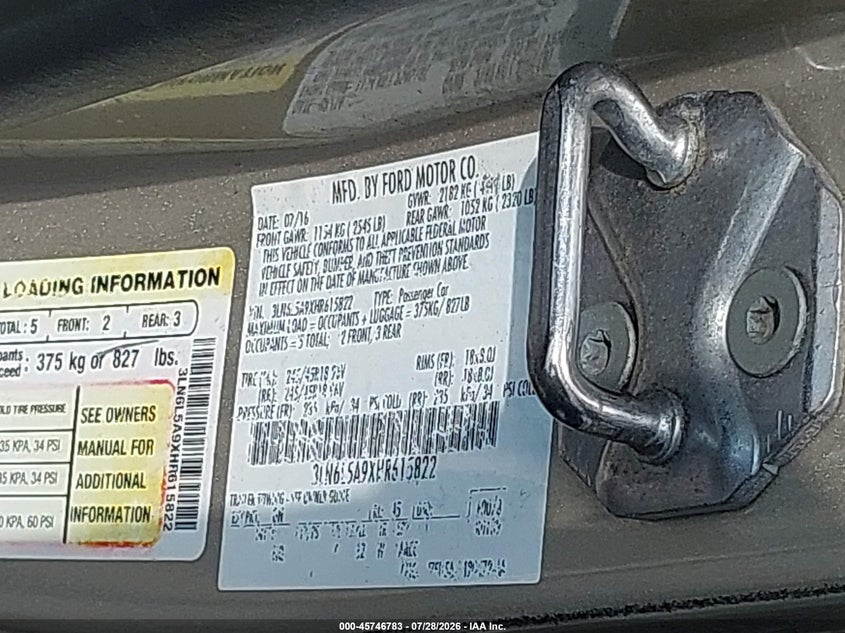 2017 Lincoln Mkz VIN 3LN6L5A9XHR615822 IAAI salvage auction — FRONT END, Salvage Title, sold $1,500 on 2026-09-05 (photo 9)