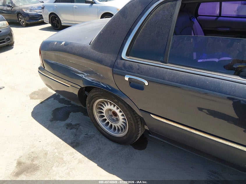 2000 Mercury Grand marquis VIN 2MEFM75W2YX641991 IAAI salvage auction — REAR END, Salvage (California), sold $375 on 2026-08-05 (photo 6)