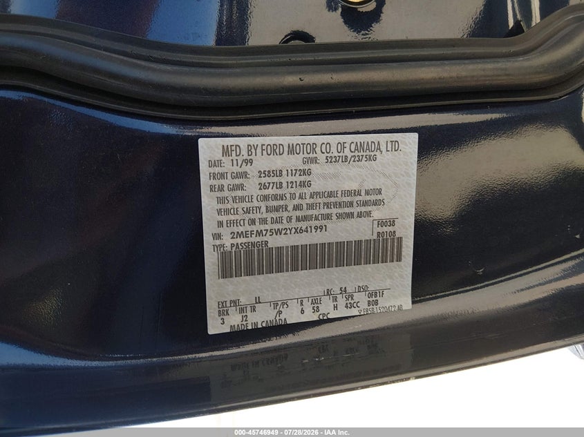 2000 Mercury Grand marquis VIN 2MEFM75W2YX641991 IAAI salvage auction — REAR END, Salvage (California), sold $375 on 2026-08-05 (photo 9)