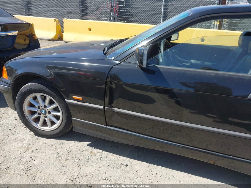 1999 BMW 3 series VIN WBABG233XXET38568 IAAI salvage auction — NORMAL WEAR, Salvage (California), sold $1,275 on 2026-08-13 (photo 6)