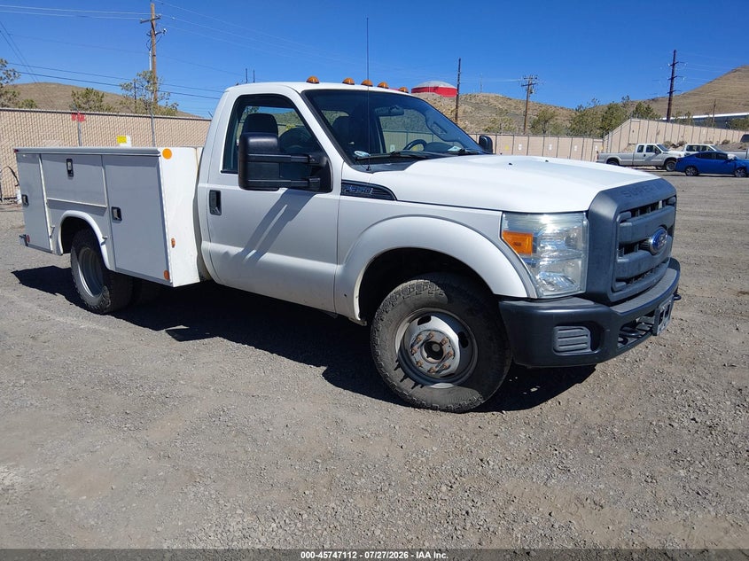 2015 Ford F-350 VIN 1FDRF3G65FED30810 — IAAI salvage auction photo
