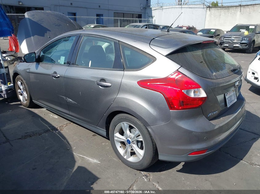 2014 Ford Focus VIN 1FADP3K25EL176261 IAAI salvage auction — RIGHT FRONT, Wait Title, sold $575 on 2026-08-21 (photo 3)