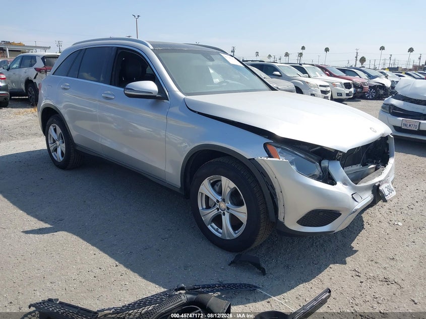 2016 Mercedes-benz Glc VIN WDC0G4JBXGF011219 IAAI salvage auction — FRONT END, Salvage Certificate (California), sold $5,025 on 2026-08-19 (photo 1)