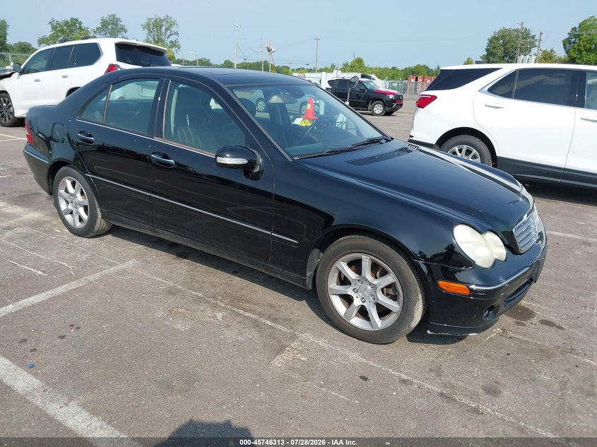 2007 Mercedes-benz C class VIN WDBRF92H17F891676 IAAI salvage auction — NORMAL WEAR, Clear (Tennessee), sold $275 on 2026-08-18 (photo 1)