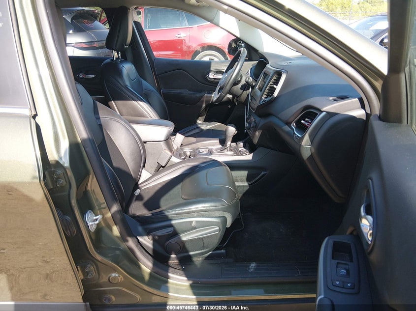 2019 Jeep Cherokee VIN 1C4PJMLN6KD164066 IAAI salvage auction — LEFT SIDE, Wait Title, sold $0 on 2026-09-26 (photo 5)