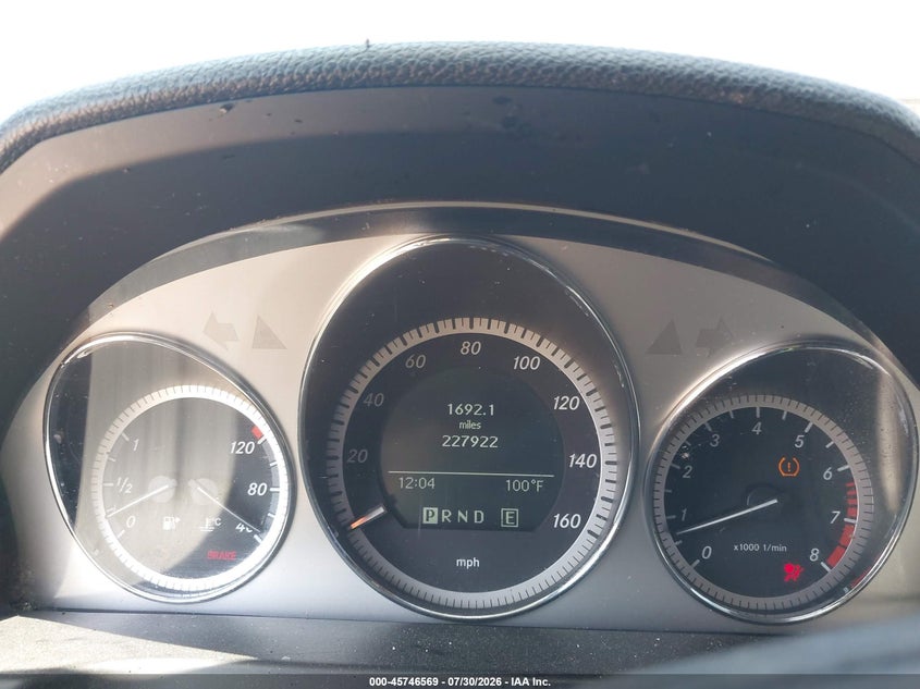 2011 Mercedes-benz C class VIN WDDGF8BBXBF643231 IAAI salvage auction — NORMAL WEAR, Original (Texas), sold $400 on 2026-08-06 (photo 7)