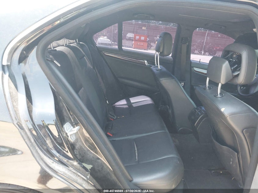 2011 Mercedes-benz C class VIN WDDGF8BBXBF643231 IAAI salvage auction — NORMAL WEAR, Original (Texas), sold $400 on 2026-08-06 (photo 8)