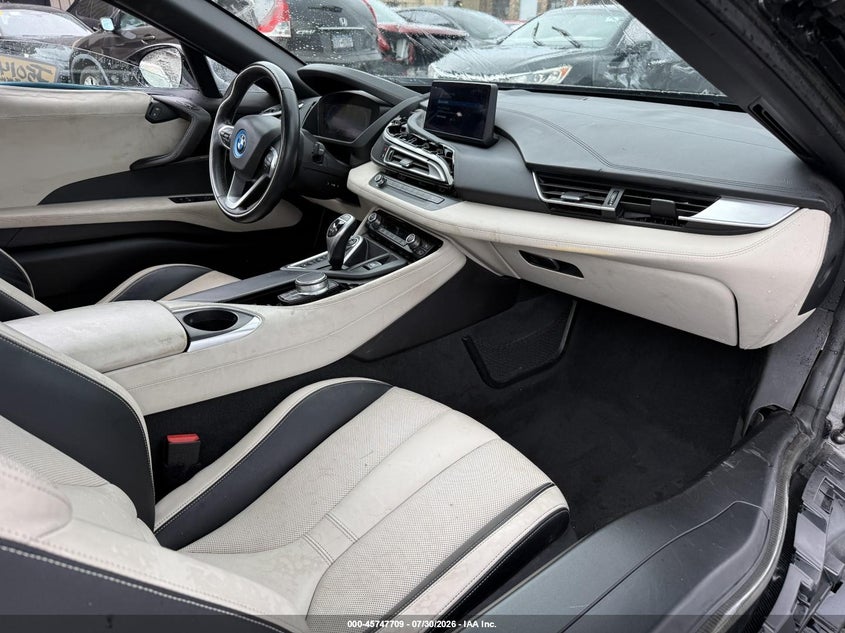 2019 BMW I8 VIN WBY2Z6C51KVG98151 IAAI salvage auction — FRONT END, Clear (New York), sold $12,100 on 2026-08-03 (photo 5)