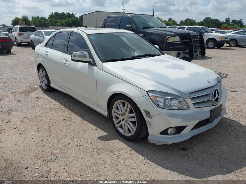 2009 Mercedes-benz C class VIN WDDGF54X09R054785 IAAI salvage auction — NORMAL WEAR, Original (Texas), sold $725 on 2026-08-19 (photo 1)