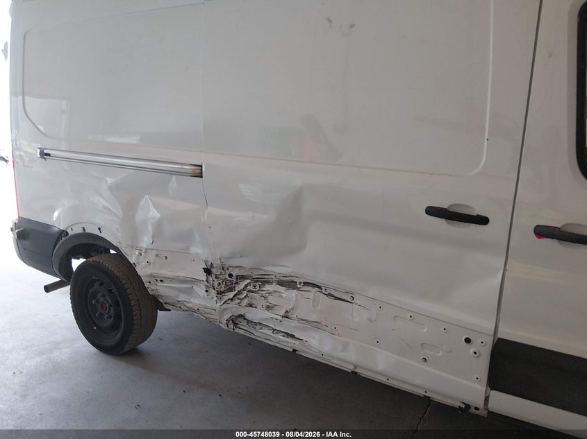 2024 Ford Transit-250 VIN 1FTBR1C87RKB80844 IAAI salvage auction — SIDE, Clear (Oklahoma), sold $22,700 on 2026-08-12 (photo 6)