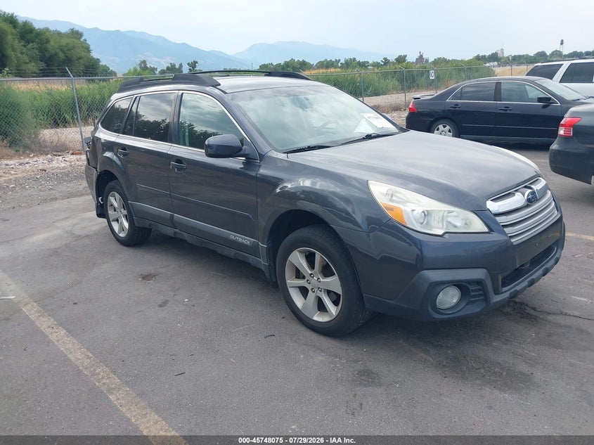 2013 Subaru Outback VIN 4S4BRBCC8D3226268 IAAI salvage auction — FRONT & REAR, Salvage (Utah), sold $1,200 on 2026-09-05 (photo 1)