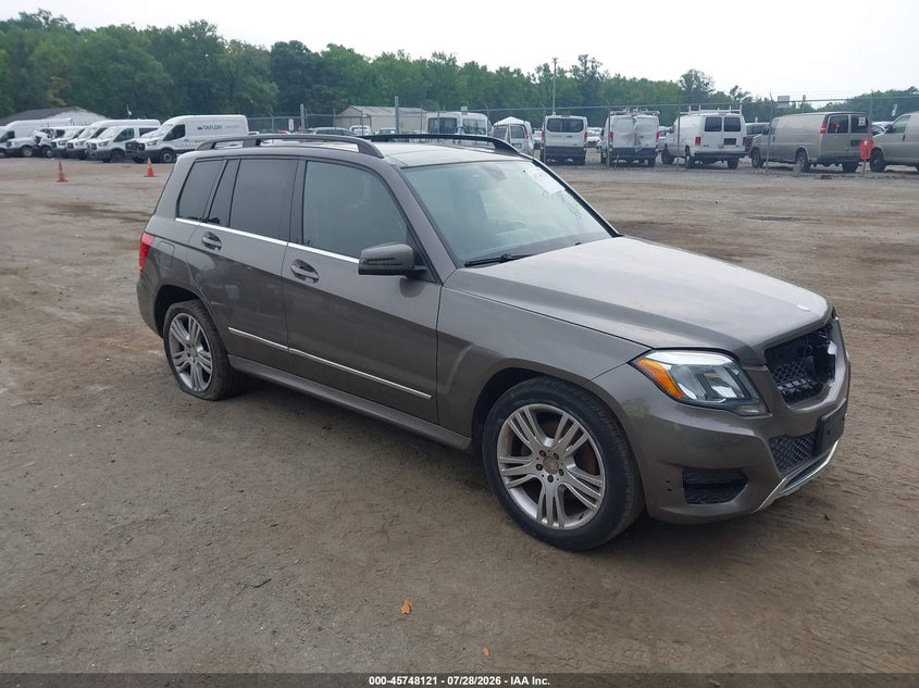 2013 Mercedes-benz Glk-klasse VIN WDCGG8JB5DG031535 IAAI salvage auction — NORMAL WEAR, Clear (Maryland), sold $2,825 on 2026-08-04 (photo 1)