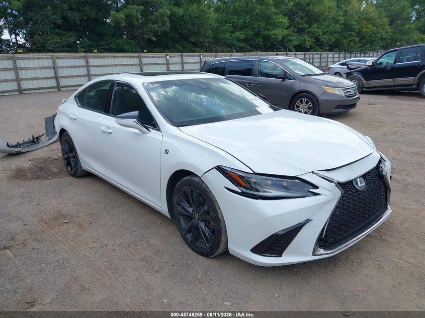 2022 Lexus ES VIN 58AGZ1B19NU132856 IAAI salvage auction — FRONT & REAR, Salvage Title, sold $19,100 on 2026-09-03 (photo 1)