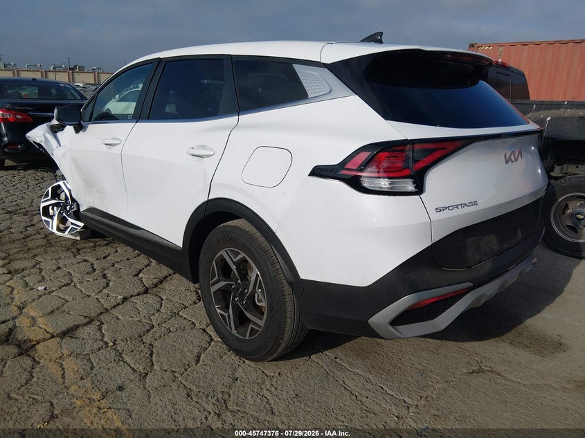 2025 Kia Sportage VIN 5XYK23DF2SG324678 IAAI salvage auction — LEFT FRONT, Salvage (California), sold $4,200 on 2026-08-24 (photo 3)