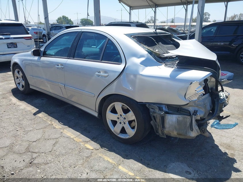 2004 Mercedes-benz E-klasse VIN WDBUF70J14A450224 IAAI salvage auction — REAR END, Salvage (California), sold $500 on 2026-08-18 (photo 3)