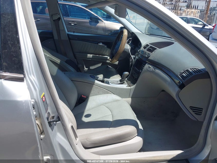 2004 Mercedes-benz E-klasse VIN WDBUF70J14A450224 IAAI salvage auction — REAR END, Salvage (California), sold $500 on 2026-08-18 (photo 5)