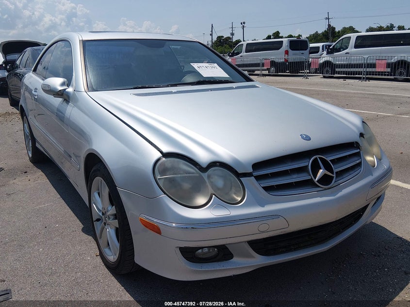 2007 Mercedes-benz Clk-class VIN WDBTJ56H67F207468 IAAI salvage auction — NORMAL WEAR, Clear (Louisiana), sold $825 on 2026-08-10 (photo 1)