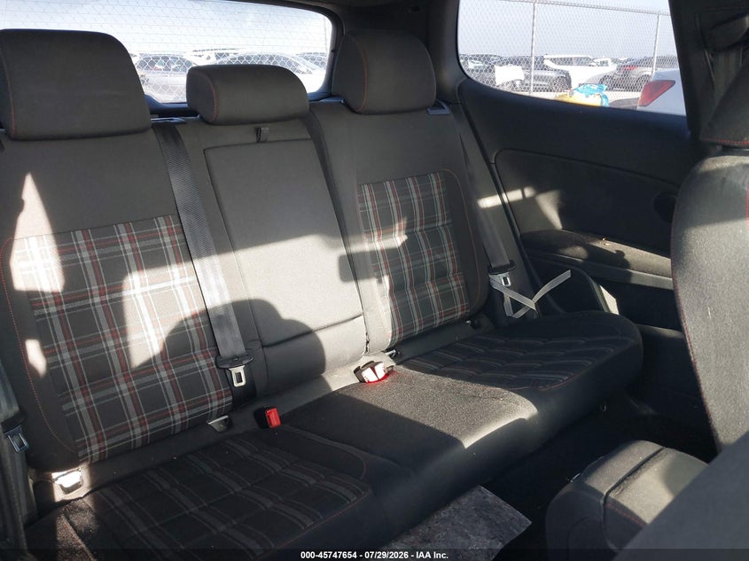 2012 Volkswagen Gti VIN WVWEV7AJ0CW023285 IAAI salvage auction — NORMAL WEAR, Clear (Texas), sold $625 on 2026-08-13 (photo 8)