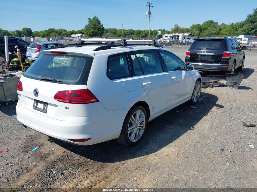 2015 Volkswagen Golf sportsvan VIN 3VWCA7AU5FM520296 IAAI salvage auction — SIDE, Wait Title, sold $2,650 on 2026-08-12 (photo 4)
