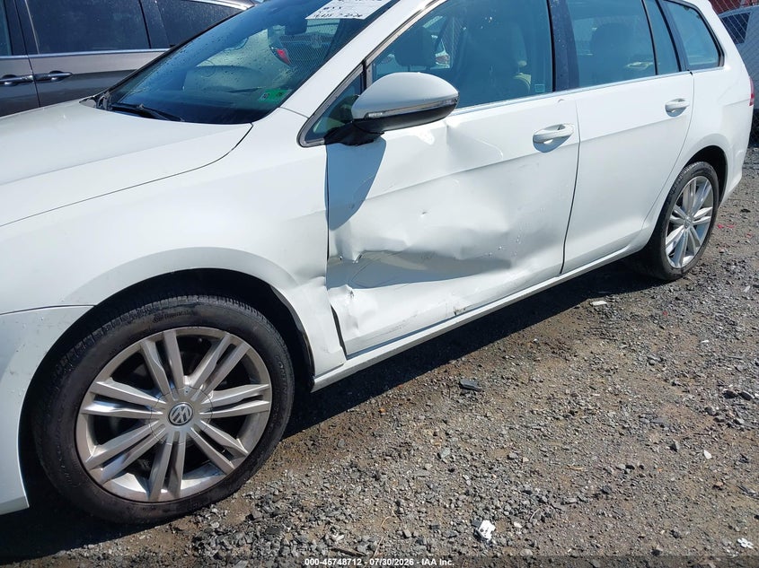 2015 Volkswagen Golf sportsvan VIN 3VWCA7AU5FM520296 IAAI salvage auction — SIDE, Wait Title, sold $2,650 on 2026-08-12 (photo 6)