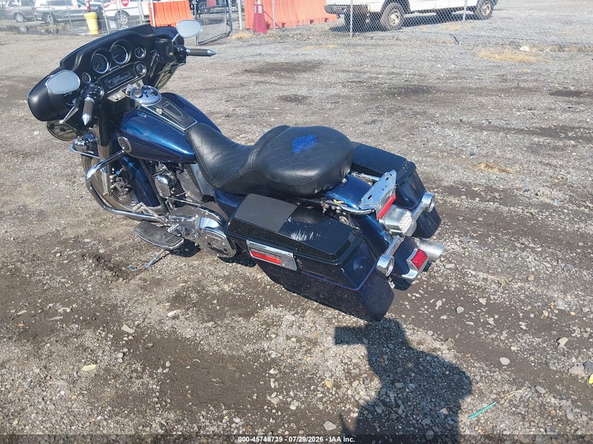 2004 Harley-davidson Flhtcui VIN 1HD1FCW144Y627441 IAAI salvage auction — REAR END, Salvage (Delaware), sold $1,500 on 2026-09-03 (photo 3)