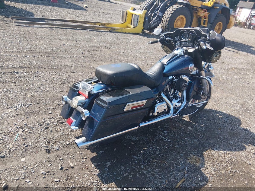 2004 Harley-davidson Flhtcui VIN 1HD1FCW144Y627441 IAAI salvage auction — REAR END, Salvage (Delaware), sold $1,500 on 2026-09-03 (photo 4)