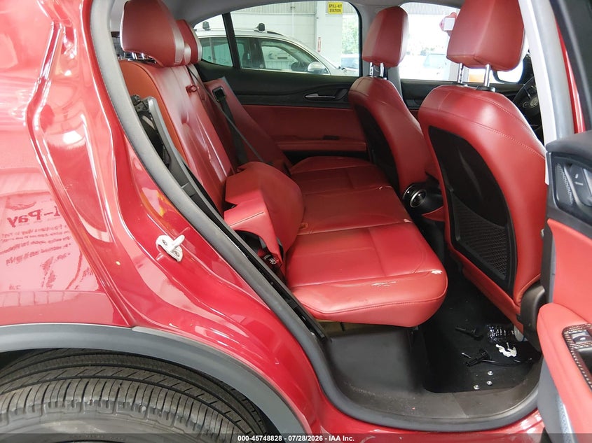 2021 Alfa romeo Stelvio VIN ZASPAJAN8M7C98619 IAAI salvage auction — REAR END, Salvage Title, sold $5,600 on 2026-08-09 (photo 8)
