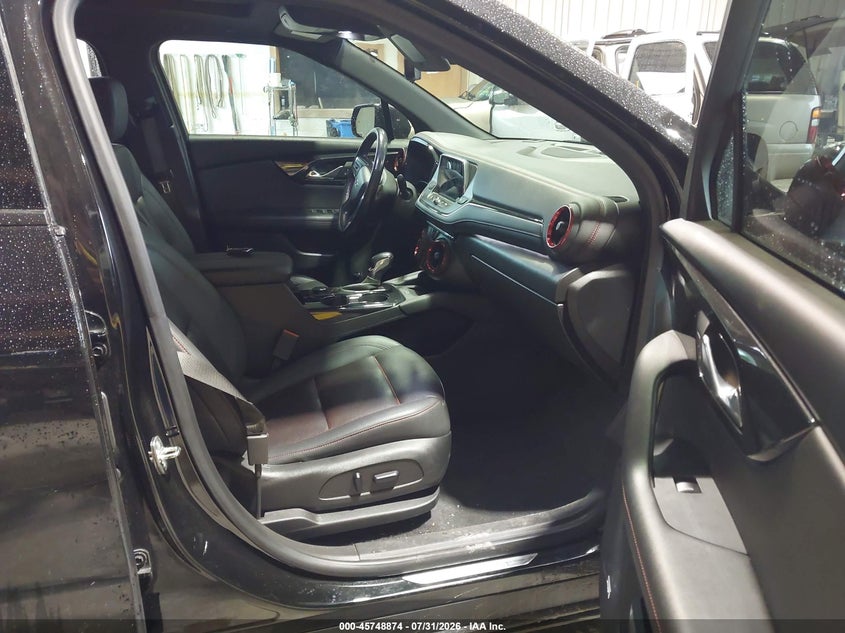 2021 Chevrolet Blazer VIN 3GNKBKRS1MS549554 IAAI salvage auction — FRONT END, Salvage Title, sold $8,500 on 2026-08-27 (photo 5)