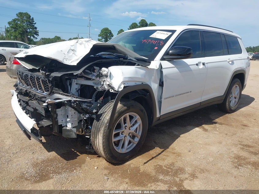 2025 Jeep Grand cherokee VIN 1C4RJKAG3S8627940 IAAI salvage auction — FRONT END, Salvage Title, sold $8,800 on 2026-09-24 (photo 2)